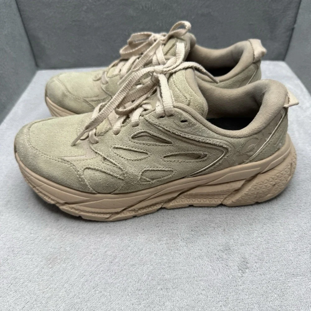 HOKA Clifton L Suede Women's Size 7 Beige Tan Lifestyle Sneakers 1122571-SSDD
